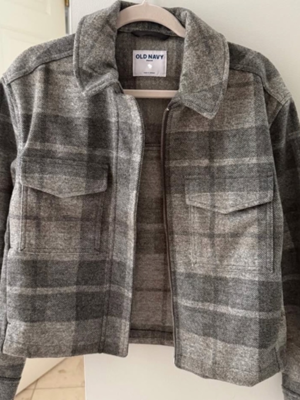 Old Navy Relaxed Shirt Jacket - Picture 3 of 4